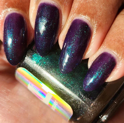 Nightshade | Bee's Knees (Rainbows & Unicorn Pee FB Group Custom)