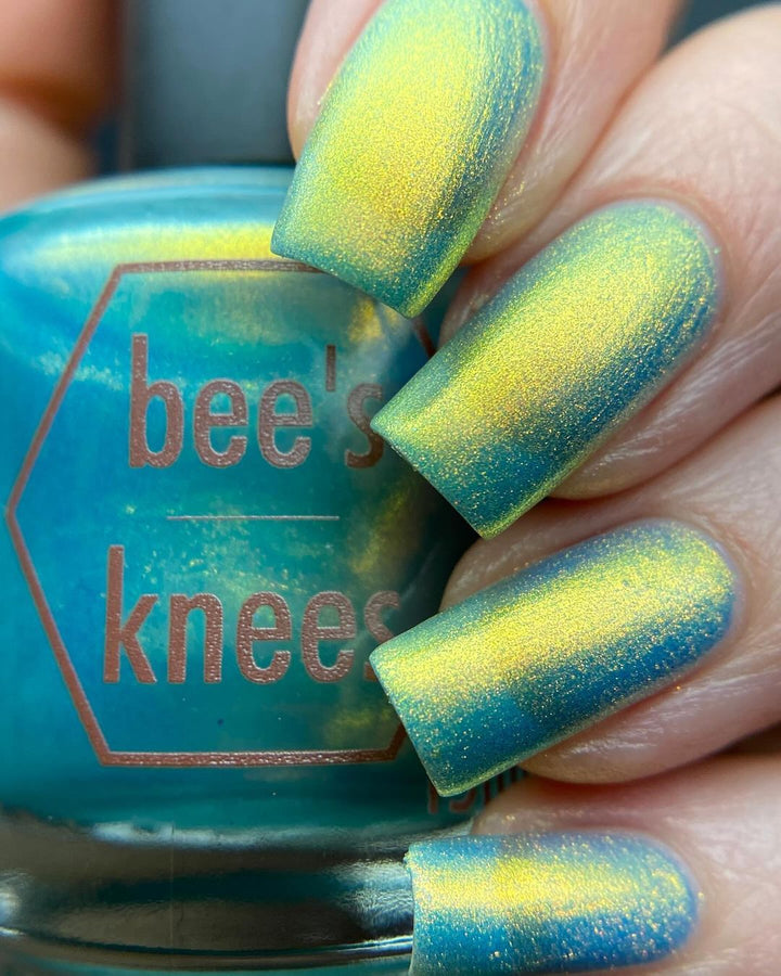 Bees store knees lacquer