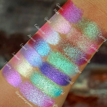 Spotlight (Glitter Multichrome Eyeshadow) by Clionadh Cosmetics